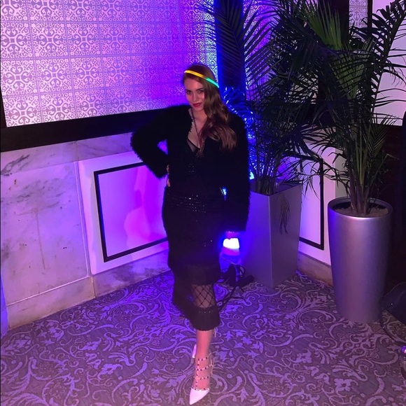 Meet your Posher, Shayna - Picture 2 of 2